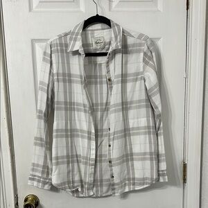 White and Gray Plaid Button-Up Shirt